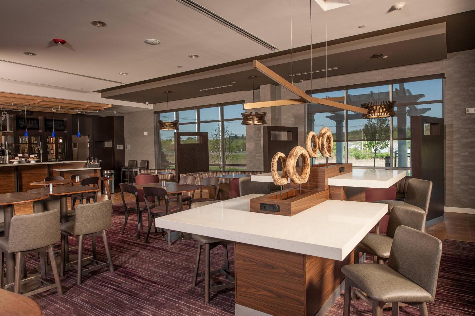 Courtyard By Marriott Boston Littleton Hotel Ngoại thất bức ảnh